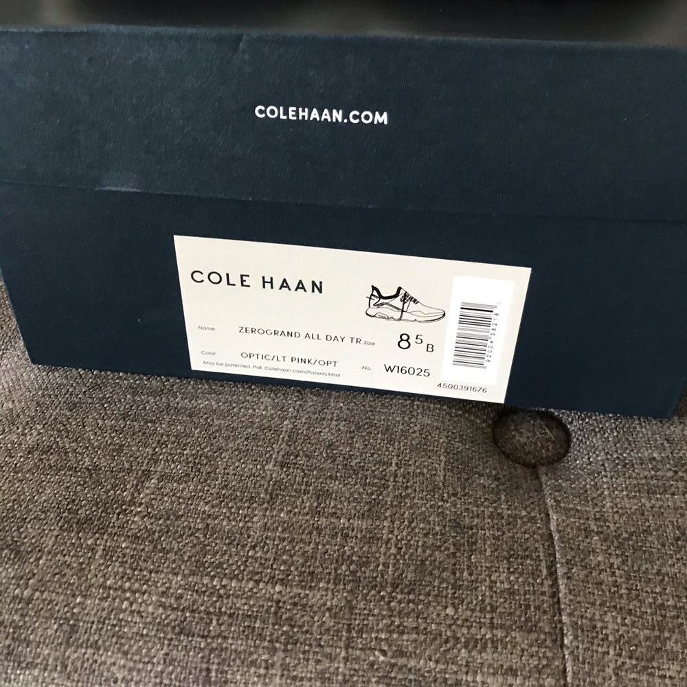 💓NIB Cole Haan Ladies Sneakers - Picture 3 of 3